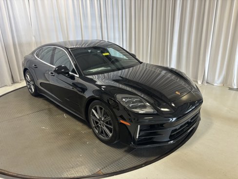 New 2025 Porsche Panamera 4 image 12