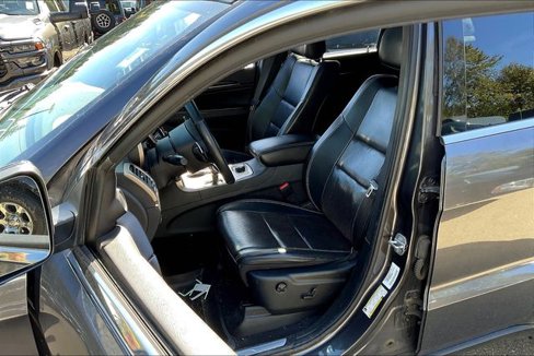 Used 2014 Jeep Grand Cherokee Limited w/ Luxury Group II image 22