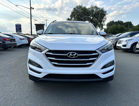 Used 2017 Hyundai Tucson SE image 2