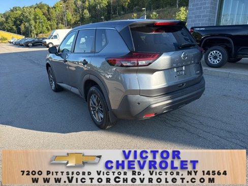 Used 2021 Nissan Rogue S image 3