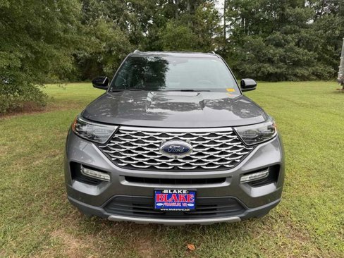 Used 2021 Ford Explorer Platinum w/ Equipment Group 601A image 2