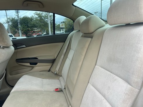 Used 2010 Honda Accord LX image 21