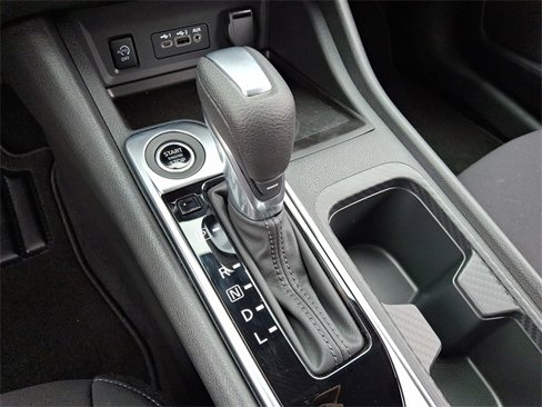 New 2025 Nissan Sentra SV w/ Trunk Package image 6
