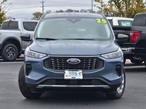Used 2025 Ford Escape Active w/ Cold Weather Package image 2