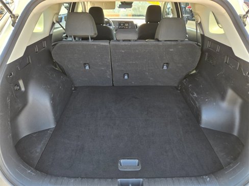 Used 2024 Kia Sportage LX image 16