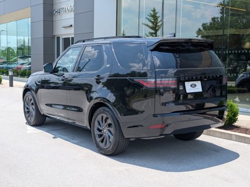 Certified 2024 Land Rover Discovery Dynamic SE image 3
