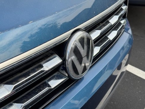 Used 2018 Volkswagen Tiguan SEL Premium image 13
