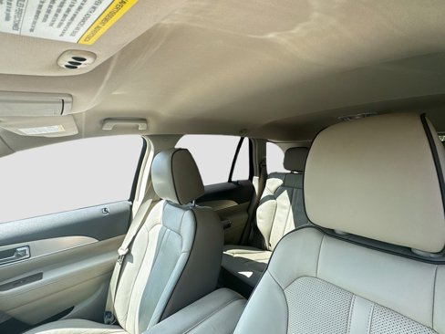 Used 2013 Lincoln MKX FWD image 21