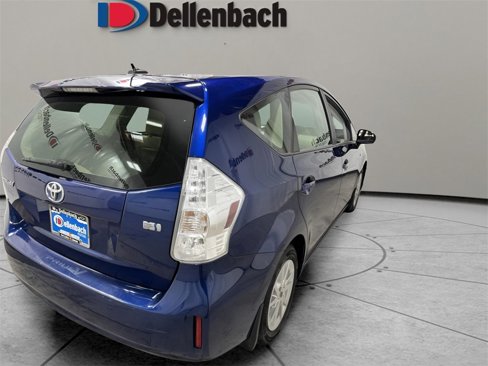 Used 2012 Toyota Prius V Two image 5