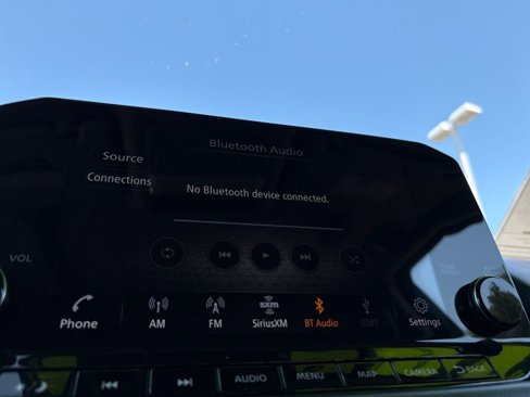 Used 2021 Nissan Rogue SL w/ Premium Package image 18