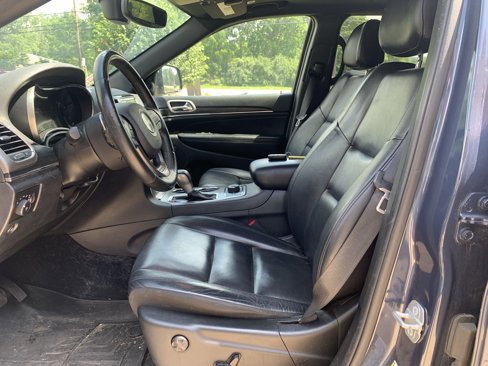 Used 2019 Jeep Grand Cherokee Limited image 12
