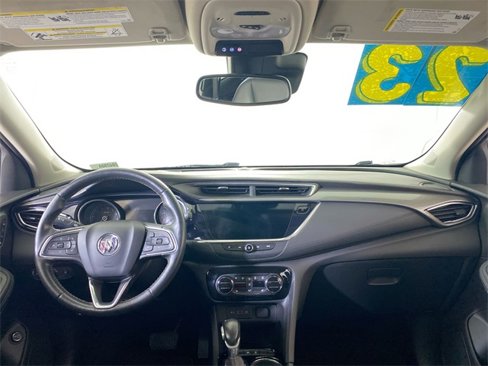 Used 2023 Buick Encore GX Essence image 33