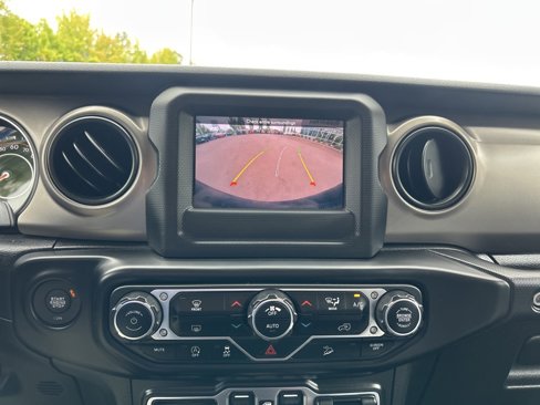 Certified 2020 Jeep Wrangler Unlimited Sport image 15