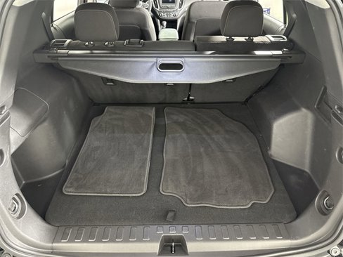 Used 2023 Chevrolet Equinox LT w/ Driver Convenience Package image 15