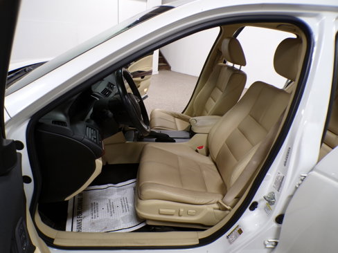 Used 2011 Honda Crosstour EX-L image 11