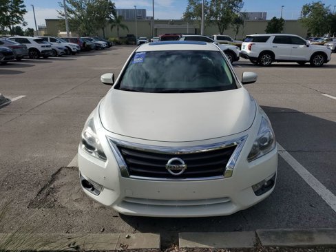 Used 2014 Nissan Altima 2.5 SV w/ Convenience Package image 2