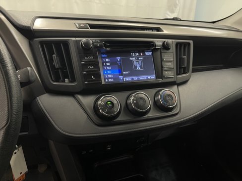 Certified 2018 Toyota RAV4 LE image 14