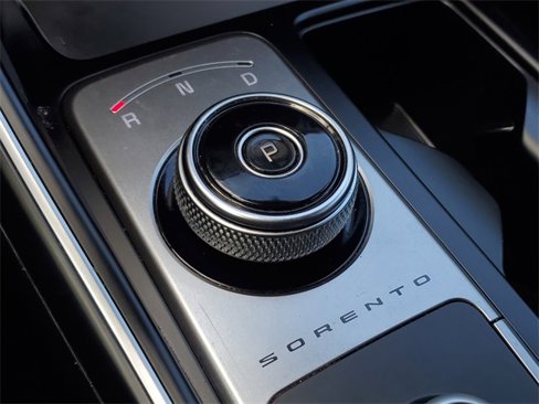 Certified 2021 Kia Sorento S image 30