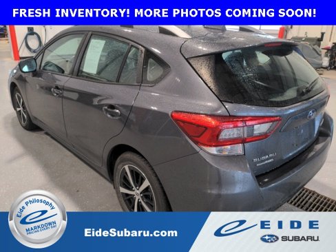 Used 2021 Subaru Impreza 2.0i Premium image 5