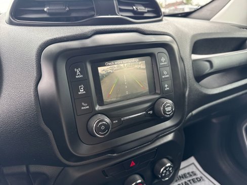 Used 2018 Jeep Renegade Sport w/ Power & Air Group image 32