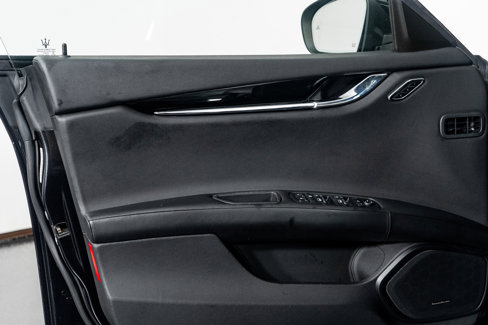 Used 2022 Maserati Quattroporte GT image 42