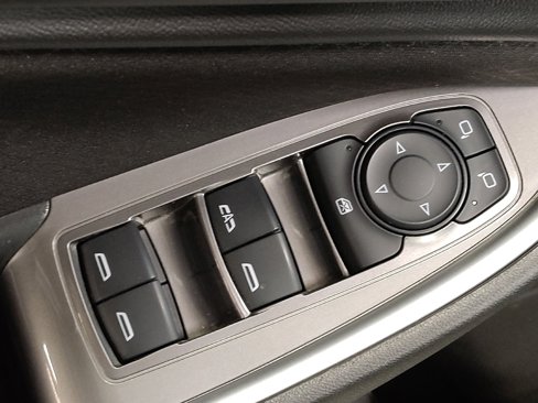 Used 2023 Chevrolet Malibu LT image 27