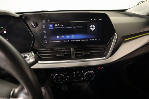 Used 2024 Chevrolet Trax LT w/ Driver Confidence Package image 5