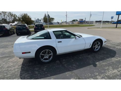 Used 1995 Chevrolet Corvette Coupe image 9