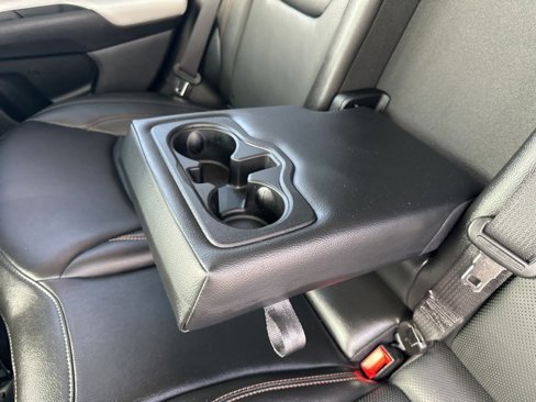 Used 2022 Jeep Compass Limited image 30