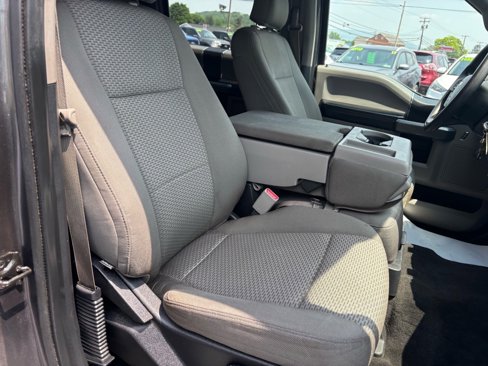 Used 2015 Ford F150 XLT image 20