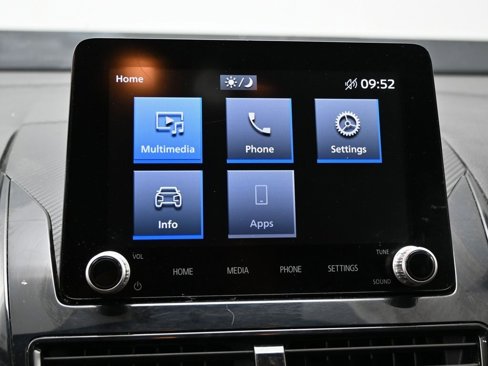 Used 2022 Mitsubishi Eclipse Cross LE image 21