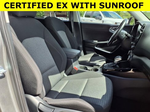 Used 2023 Kia Soul EX image 8
