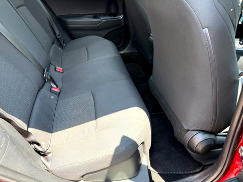 Used 2019 Toyota C-HR LE image 18