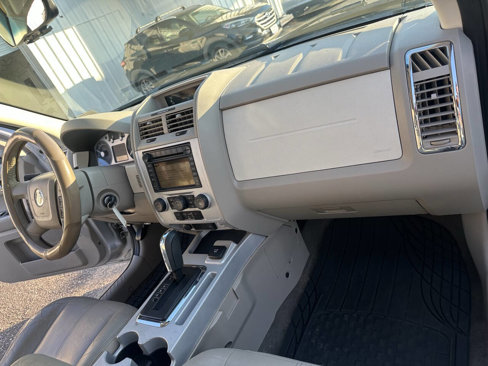 Used 2008 Mercury Mariner 4WD Hybrid image 23