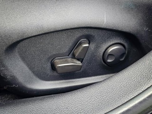 Certified 2022 Jeep Compass Limited image 16