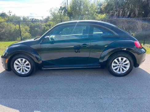 Used 2014 Volkswagen Beetle 1.8T image 8