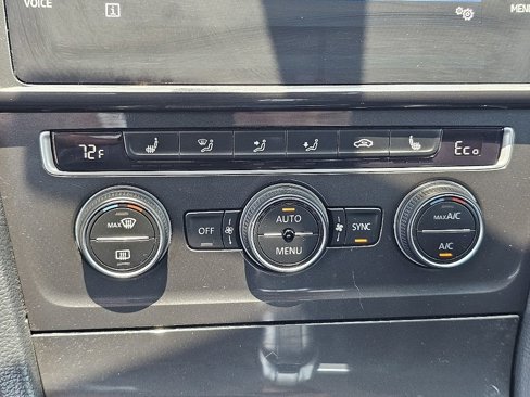 Used 2019 Volkswagen e-Golf SE w/ Driver Assistance Package image 31