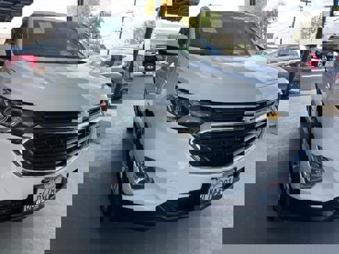 Used 2019 Chevrolet Equinox LT image 9