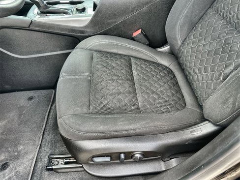 Used 2022 Chevrolet Blazer LT image 25