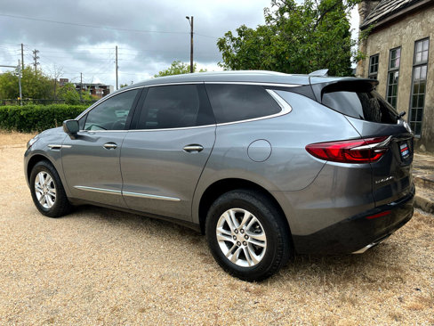 Used 2020 Buick Enclave Essence image 5