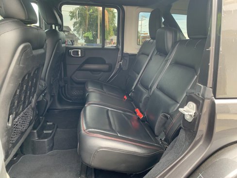 Used 2018 Jeep Wrangler Unlimited Rubicon image 23