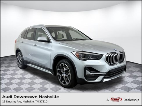 Used 2020 BMW X1 xDrive28i image 1