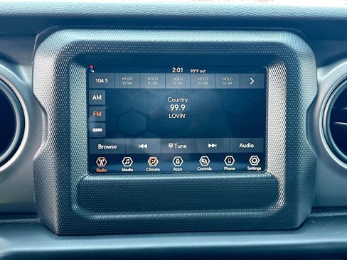Used 2022 Jeep Wrangler Unlimited Sport image 18