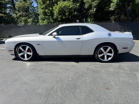 Used 2012 Dodge Challenger SRT8 w/ Premium Sound Group image 2