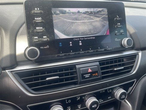Used 2020 Honda Accord Hybrid image 18