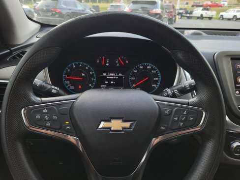 Used 2021 Chevrolet Equinox LS w/ LS Convenience Package image 17