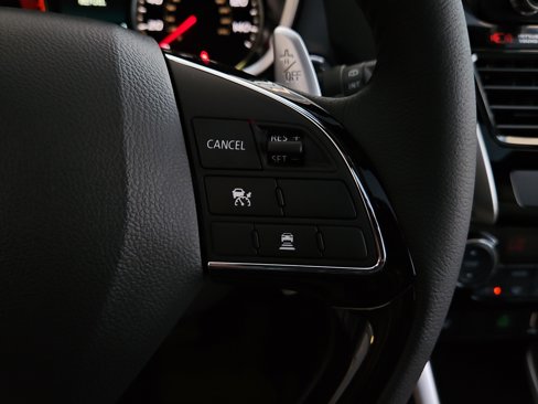 New 2025 Mitsubishi Eclipse Cross SEL image 11