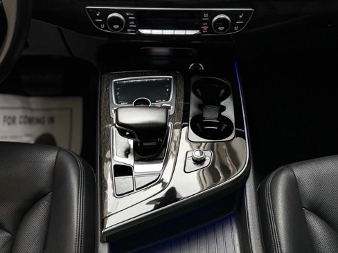 Used 2019 Audi Q7 3.0T Prestige w/ Prestige Package image 24