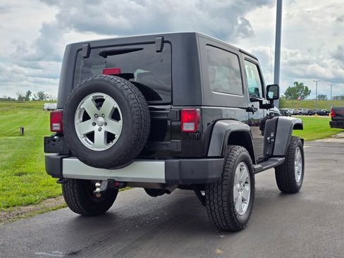 Used 2010 Jeep Wrangler Sahara image 3