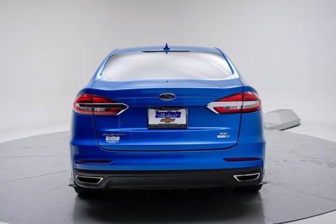 Used 2020 Ford Fusion SE image 5